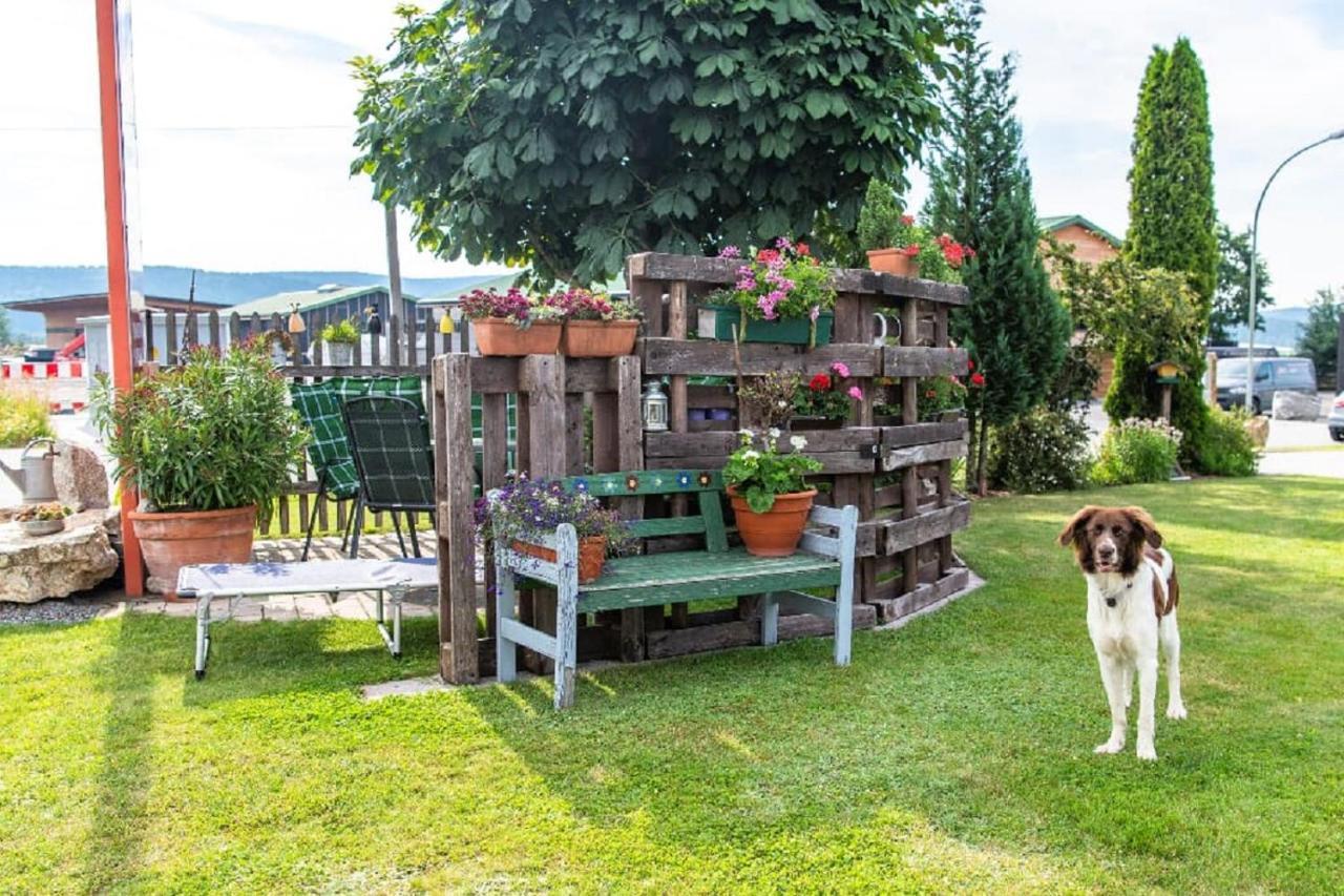 Monis Ferienwohnung Tännesberg エクステリア 写真